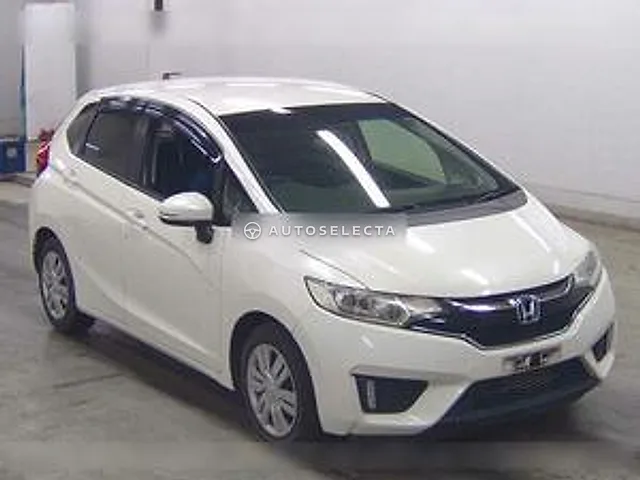 Honda Fit 2016, auction grade 4
