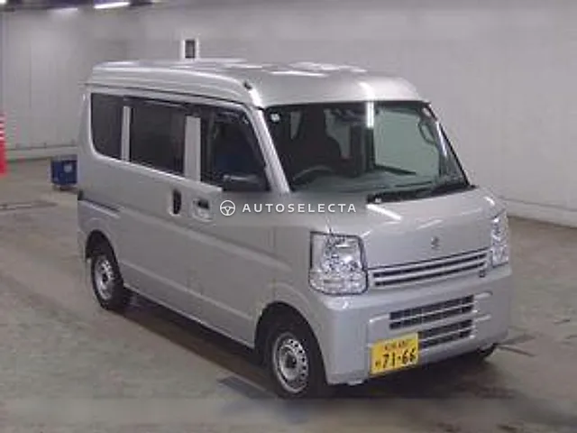 Suzuki Every 2025, auction grade R