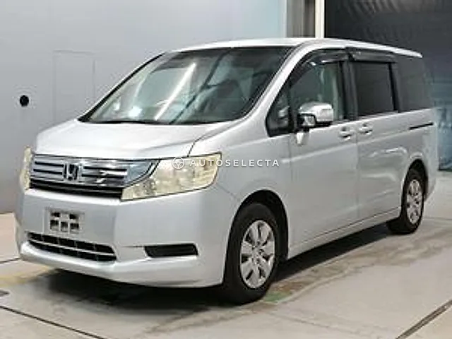 Honda Stepwgn 2009, auction grade 3