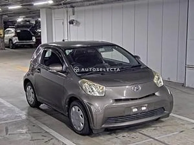 Toyota iQ 2011, auction grade 4