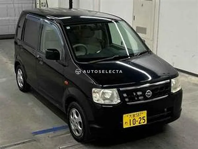 Nissan Otti 2010, auction grade 3.5