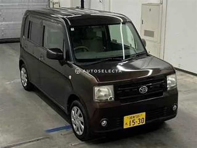 Daihatsu Move Conte 2012, auction grade 3.5