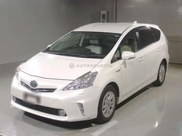 Toyota Prius Alpha 2014, auction grade R
