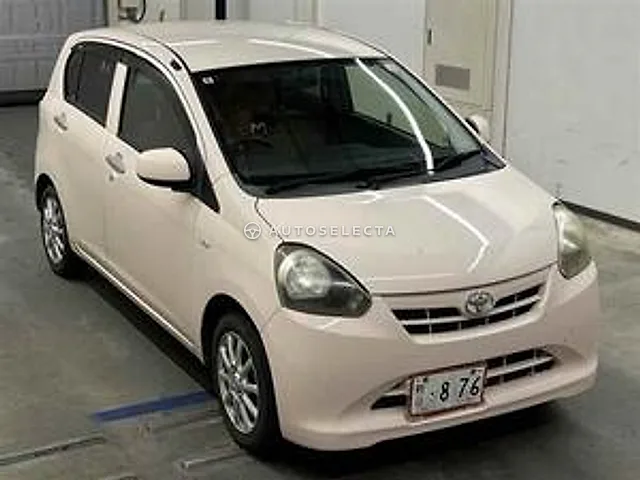 Toyota Pixis Epoch 2012, auction grade 3.5