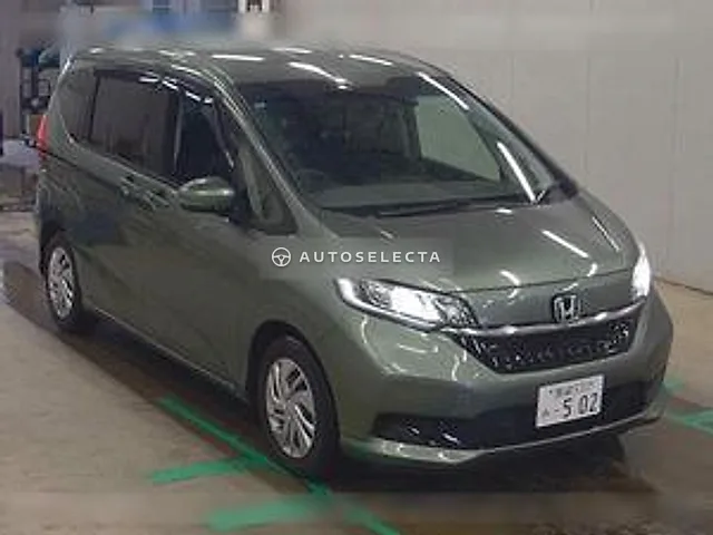 Honda Freed+ 2023, auction grade 4