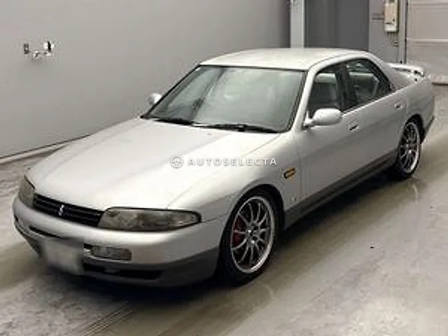 Nissan Skyline 1995, auction grade 3