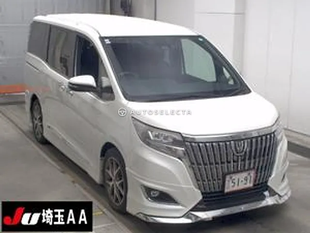 Toyota Esquire 2017, auction grade 3.5