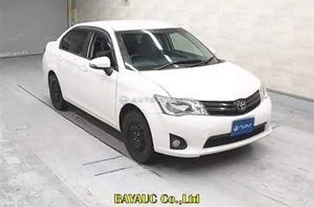Toyota Corolla Axio 2015, auction grade 3.5