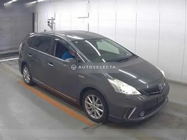 Toyota Prius Alpha 2012, auction grade 3.5