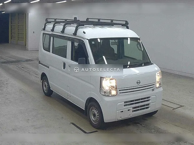 Nissan NV100 Clipper 2017, auction grade 4