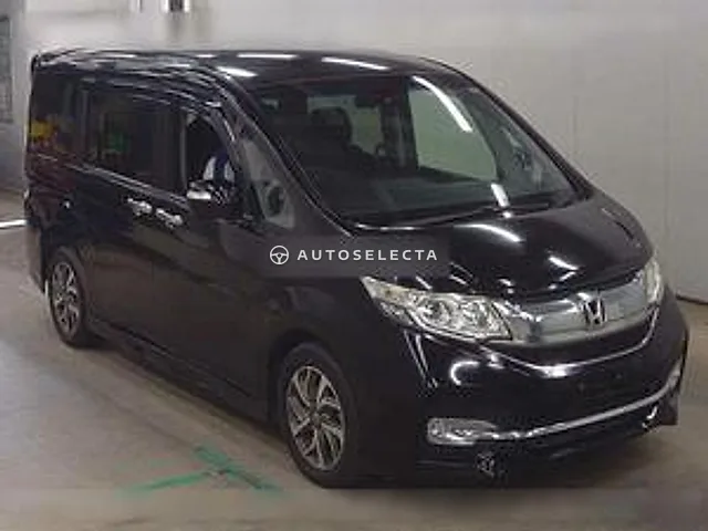 Honda Stepwgn Spada 2016, auction grade 4