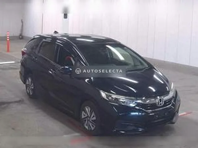 Honda Shuttle 2019, auction grade 4