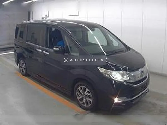 Honda Stepwgn Spada 2016, auction grade 3.5