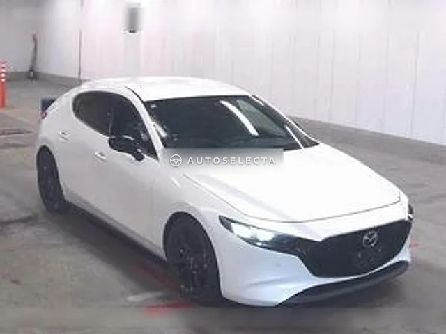 Mazda MAZDA3 Fastback 2022, auction grade 4