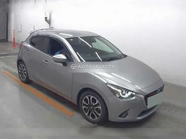 Mazda Demio 2015, auction grade 3