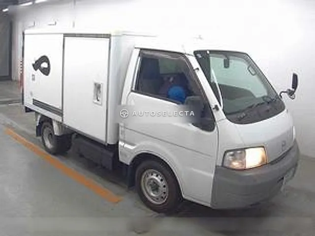Mazda Bongo Truck 2004, auction grade 3.5