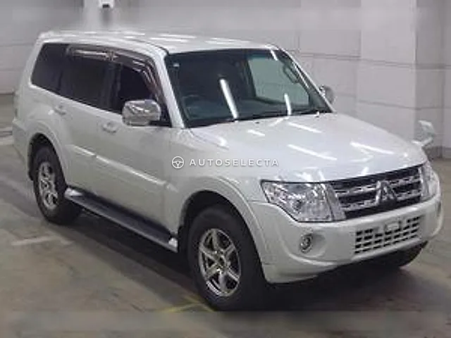 Mitsubishi Pajero 2011, auction grade 3