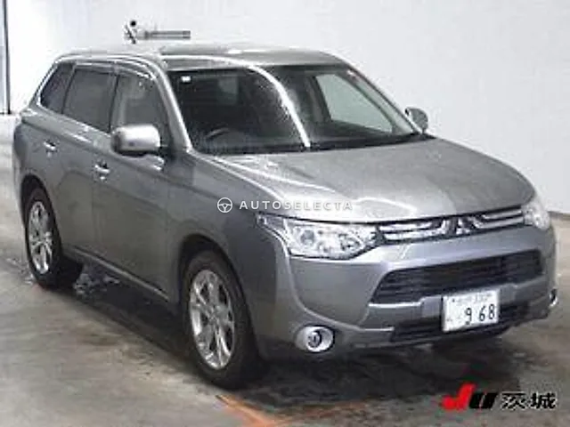 Mitsubishi Outlander 2012, auction grade 4
