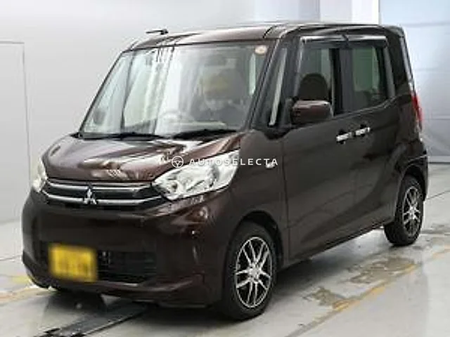 Mitsubishi eK Space 2014, auction grade 4.5