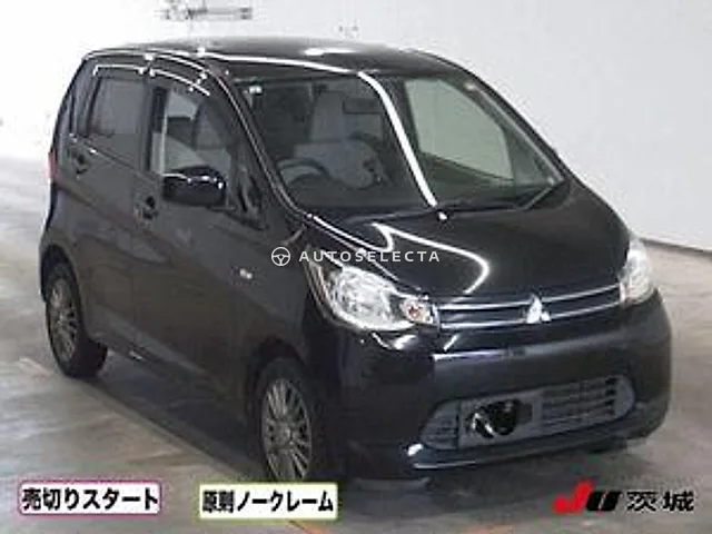 Mitsubishi eK Wagon 2013, auction grade 3.5