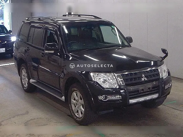 Mitsubishi Pajero 2017, auction grade 4.5