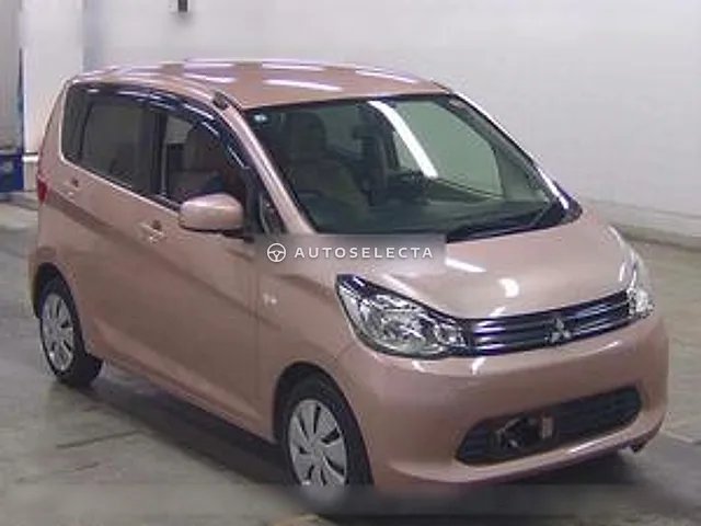 Mitsubishi eK Wagon 2013, auction grade 3.5