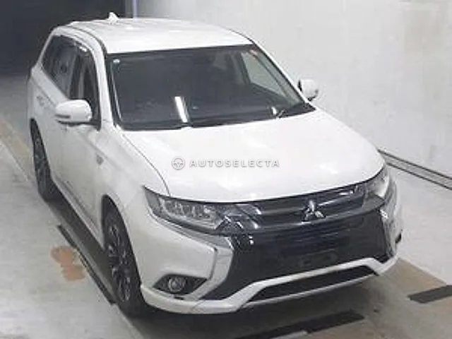 Mitsubishi Outlander 2015, auction grade 3.5