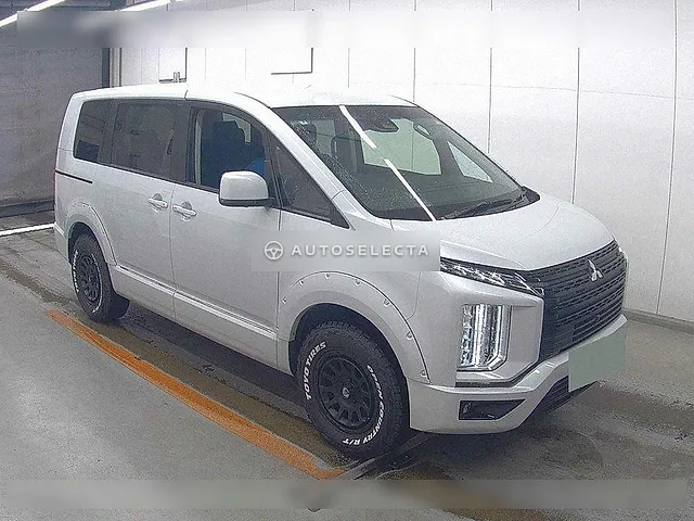 Mitsubishi Delica D:5 2025, auction grade 4.5