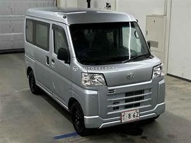 Daihatsu Hijet Cargo 2025, auction grade R