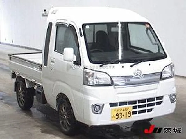 Daihatsu Hijet 2017, auction grade R