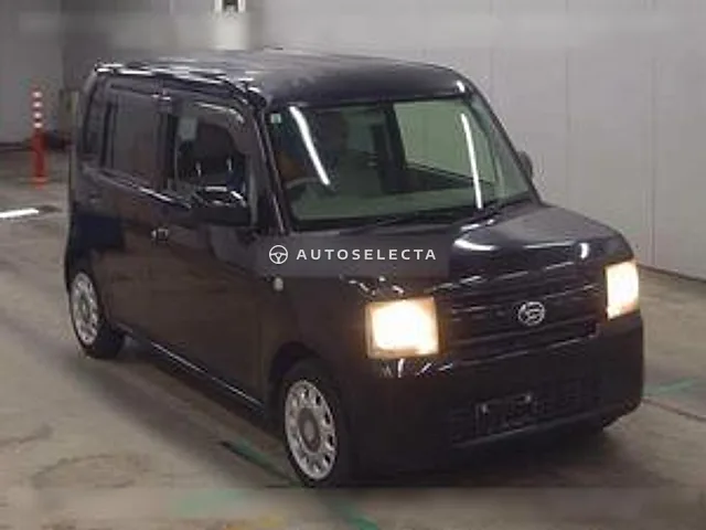 Daihatsu Move Conte 2013, auction grade 3.5