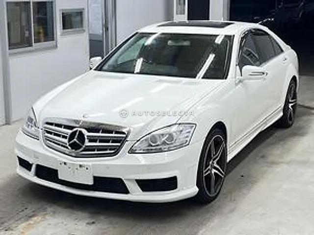 Mercedes-Benz S-Class 2006, auction grade 4