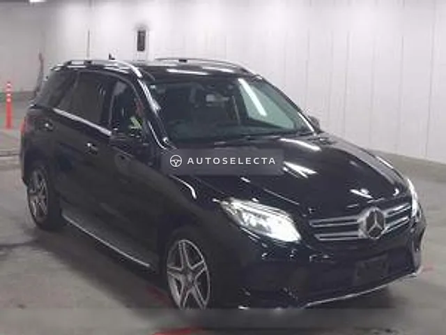 Mercedes-Benz GLE 2015, auction grade 3.5