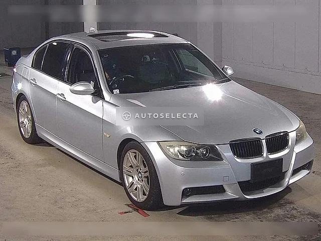 BMW 3 Series 2009, auction grade 4