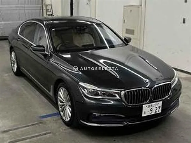 BMW 7 Series 2015, auction grade 4.5