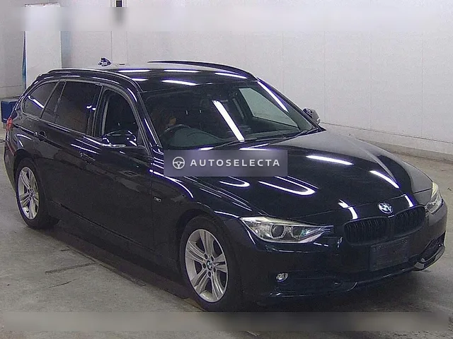 BMW 3 Series 2013, auction grade 4