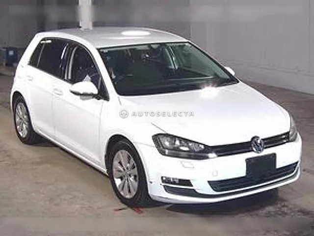 Volkswagen Golf 2014, auction grade 4