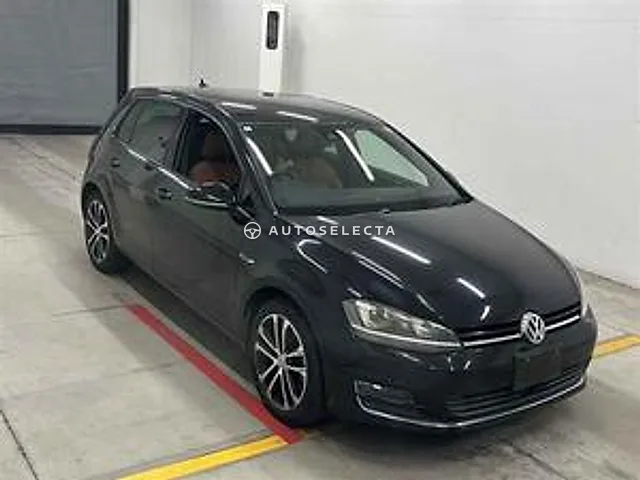 Volkswagen Golf 2014, auction grade 4