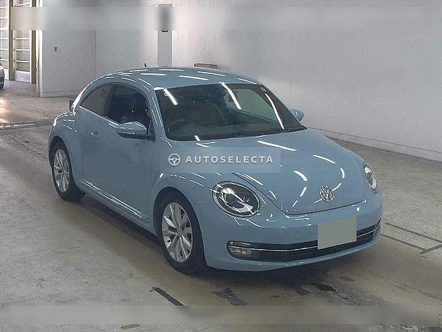 Volkswagen The Beetle 2012, auction grade 4
