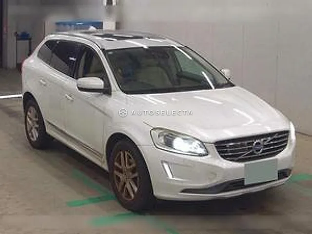 Volvo XC60 2017, auction grade 3.5