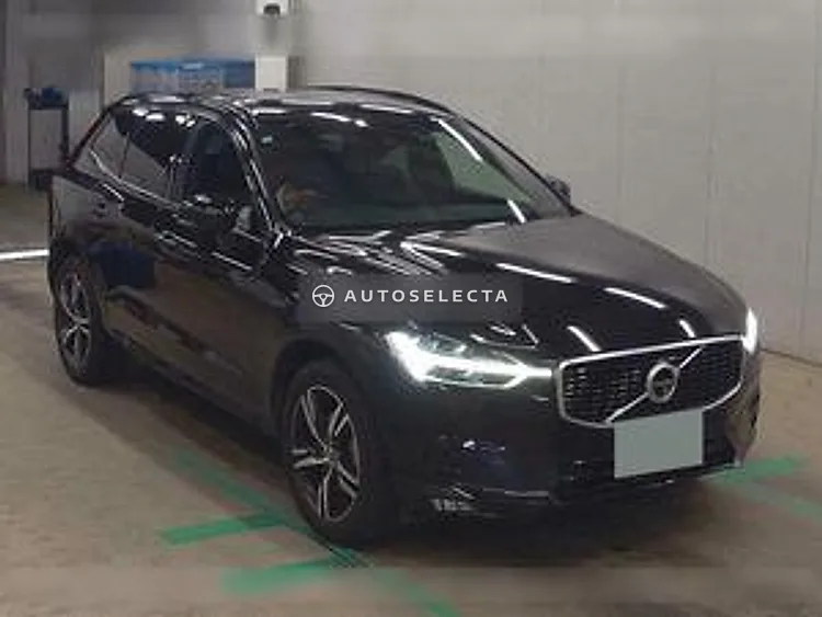 Volvo XC60 2020, photo 1 of 6