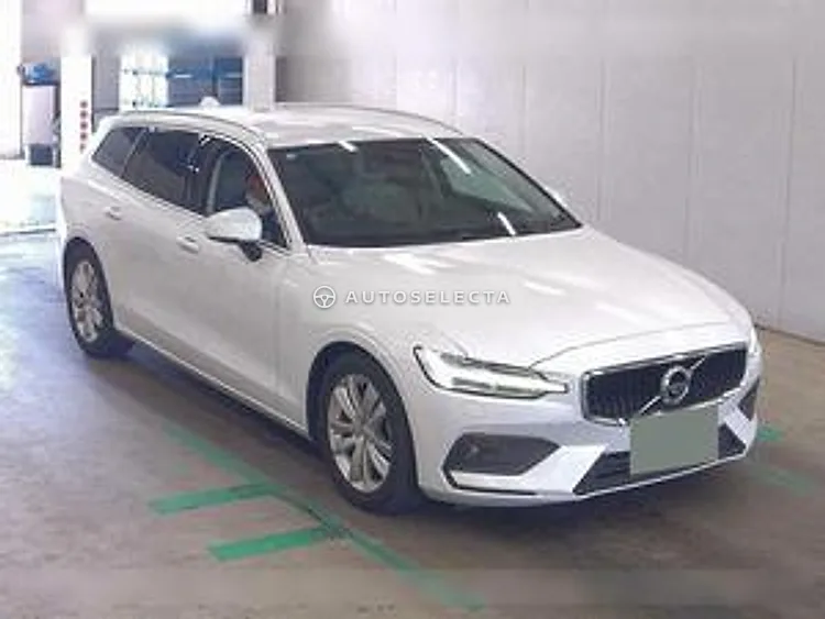 Volvo V60 2020, photo 1 of 6