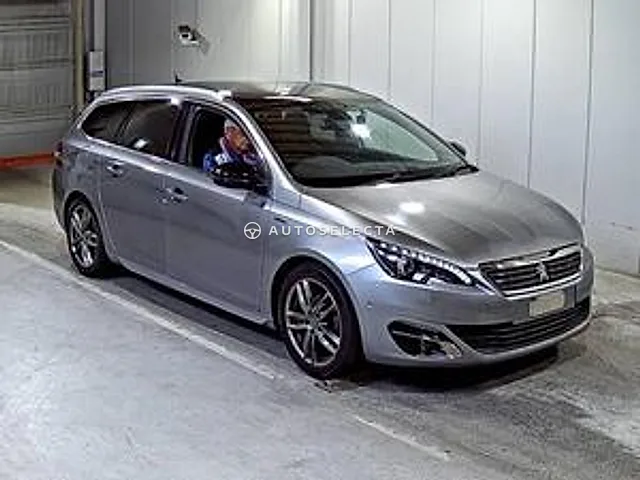 Peugeot 308 2015, auction grade 4