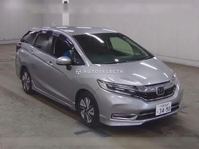 Honda Shuttle 2019, auction grade 4.5