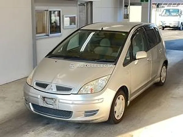 Mitsubishi Colt 2003, auction grade R