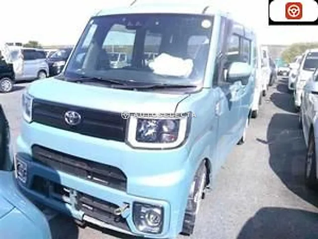 Toyota Pixis Mega 2022