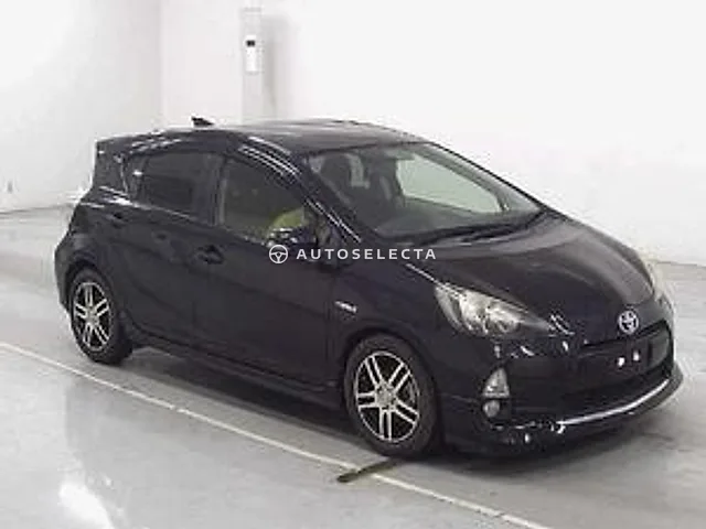 Toyota Aqua 2013, auction grade 3.5