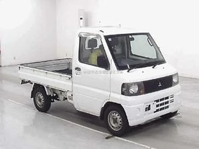 Mitsubishi Minicab 2006, auction grade R