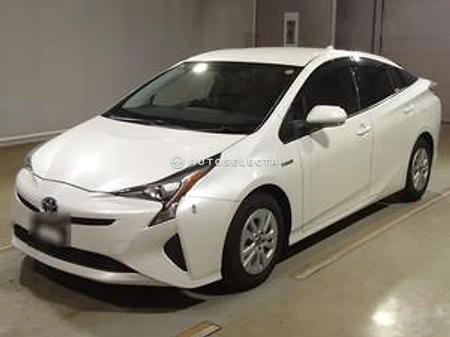 Toyota Prius 2015, auction grade 4