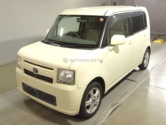 Toyota Pixis Space 2011, auction grade 3.5
